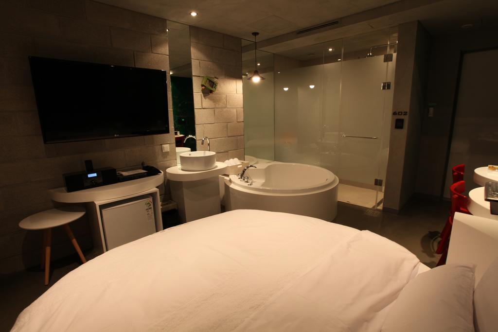 Hotel Pop2 Jongno Szöul Kültér fotó