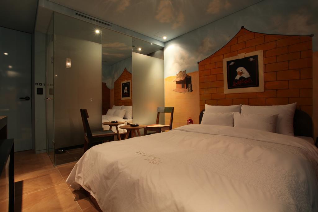 Hotel Pop2 Jongno Szöul Szoba fotó